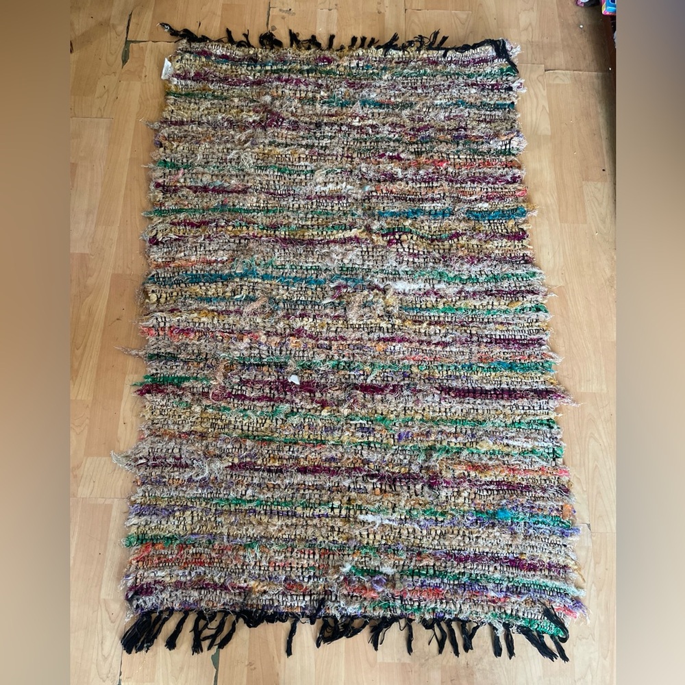 Handamade BOHO beige Gold Black Metallic Woven Mat 36x63” Washable Multicolor